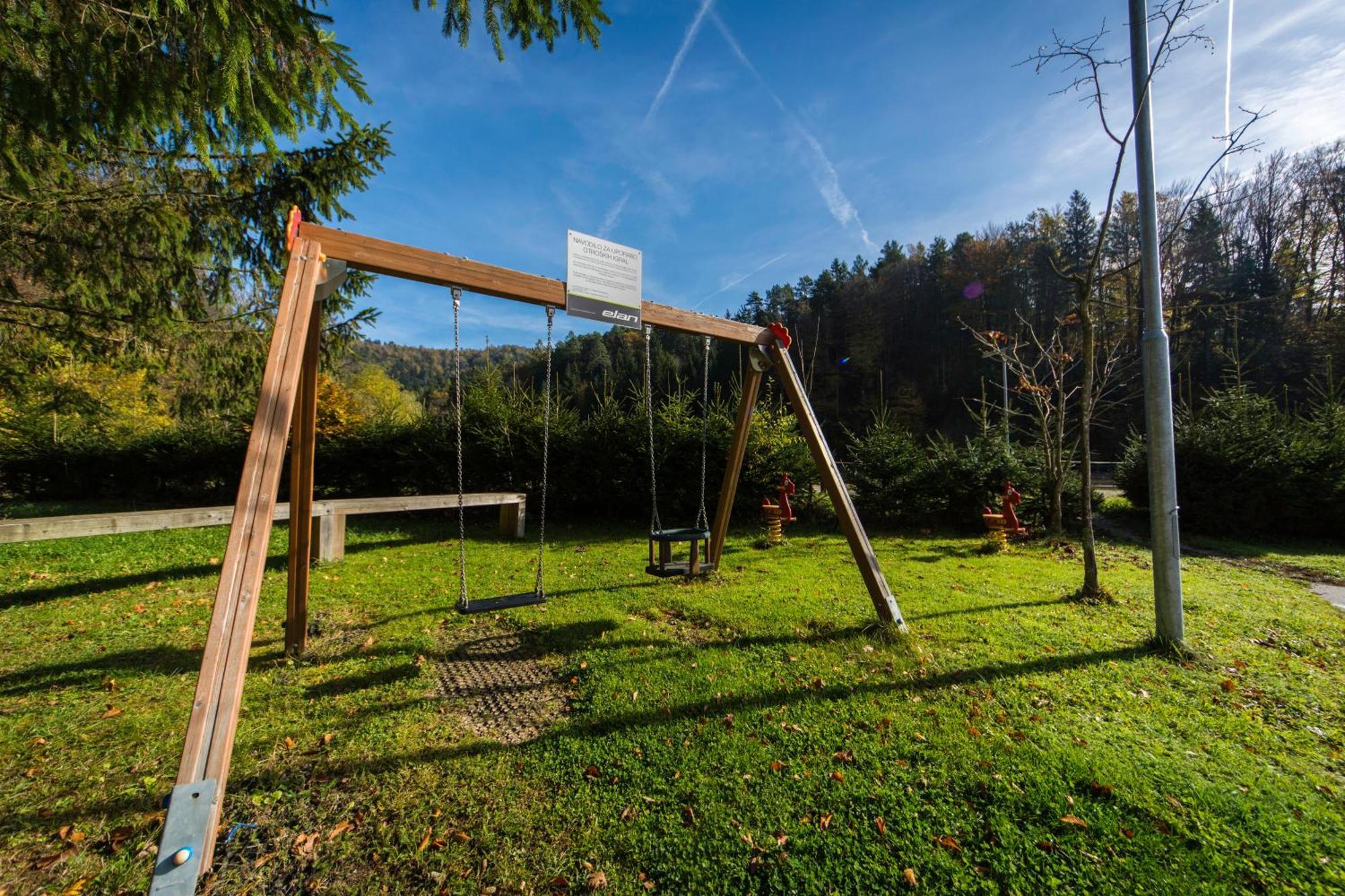Domacija Vodnik & Apartments Cerklje na Gorenjskem Dış mekan fotoğraf